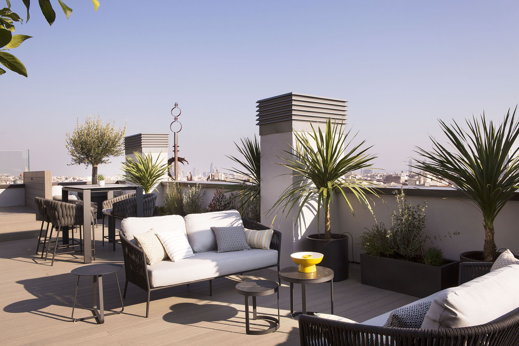 Rooftop con infinity pool