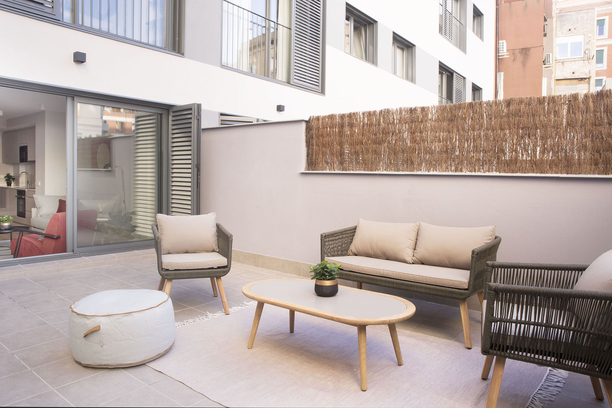 alquilar un piso con terraza en Barcelona